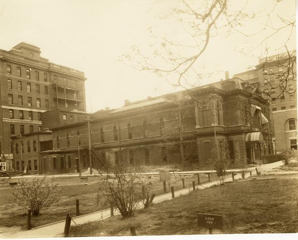 Bellevue Hospital - Wards 38 & 39